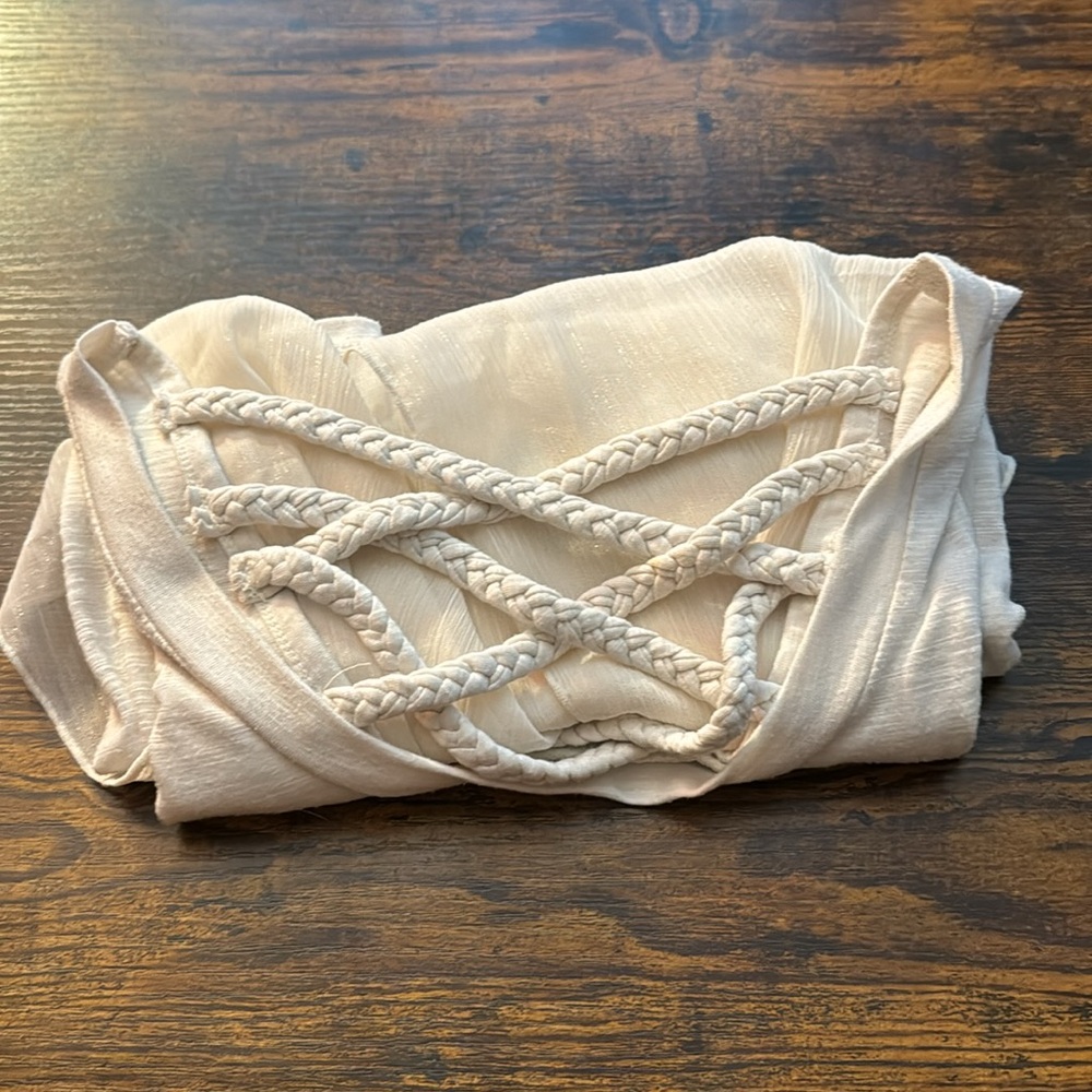 Women’s Blouse; Brand: Vanity, Size: XS, Color: White